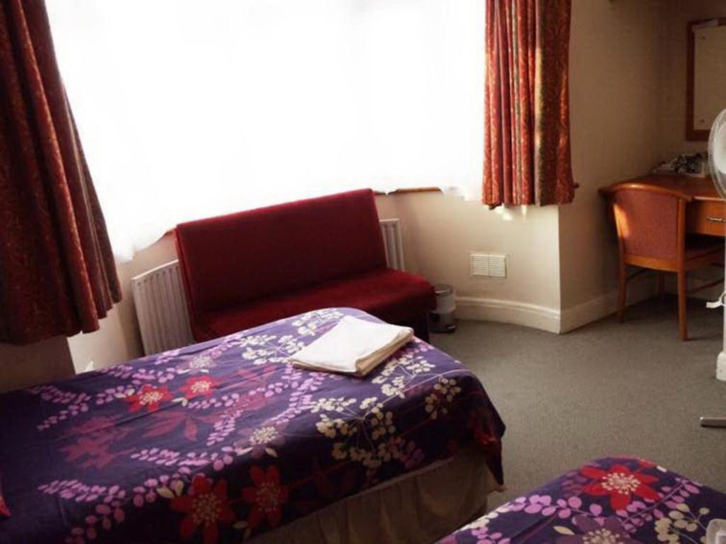 Sk Heathrow Hotel Hayes  Quarto foto